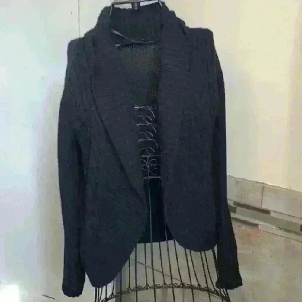Mossimo woman open sweater size M